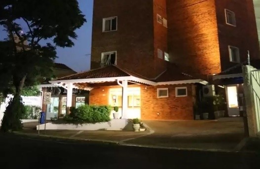 Fachada do Hotel Jaguary